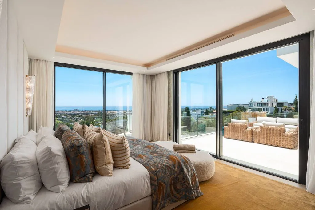 Chambres - Luxury Villa with Panoramic Views in El Herrojo