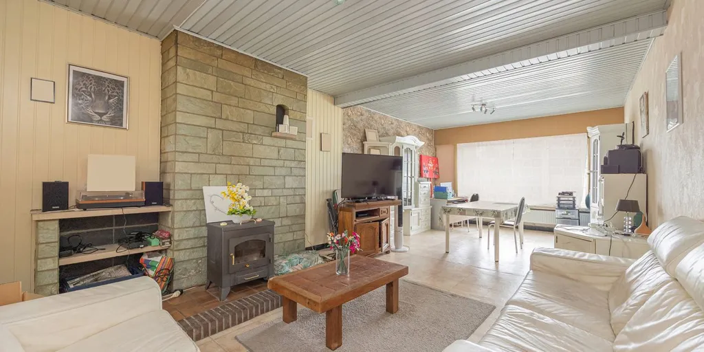 Soggiorno - Renovatable House with Garden in Lichtaart