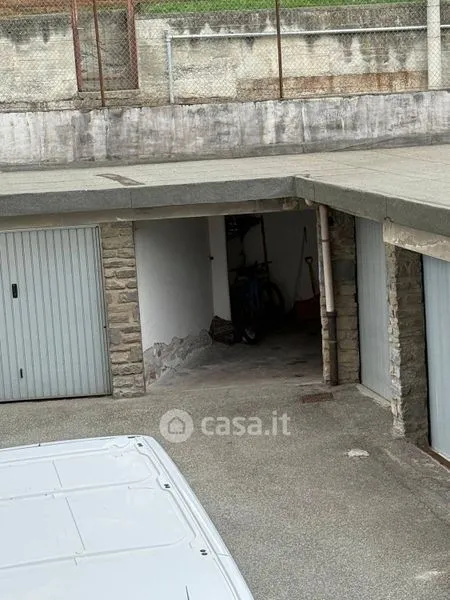 Garaaž - Apartment with West Terrace in Aosta