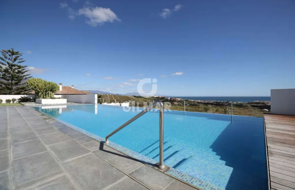 pool_area