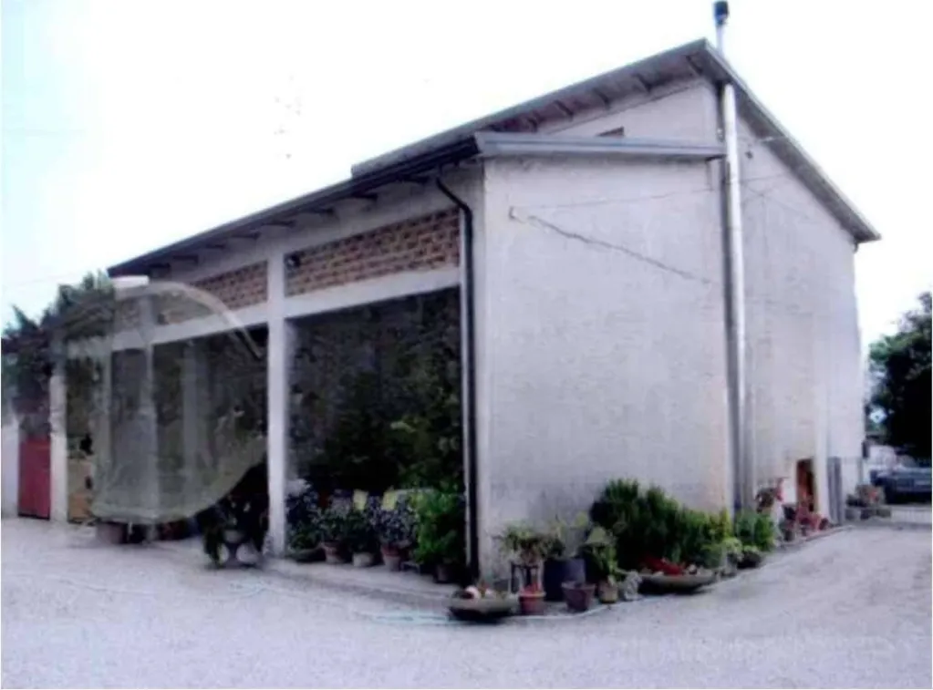 Välivaade - Independent House with Garage in Grantorto