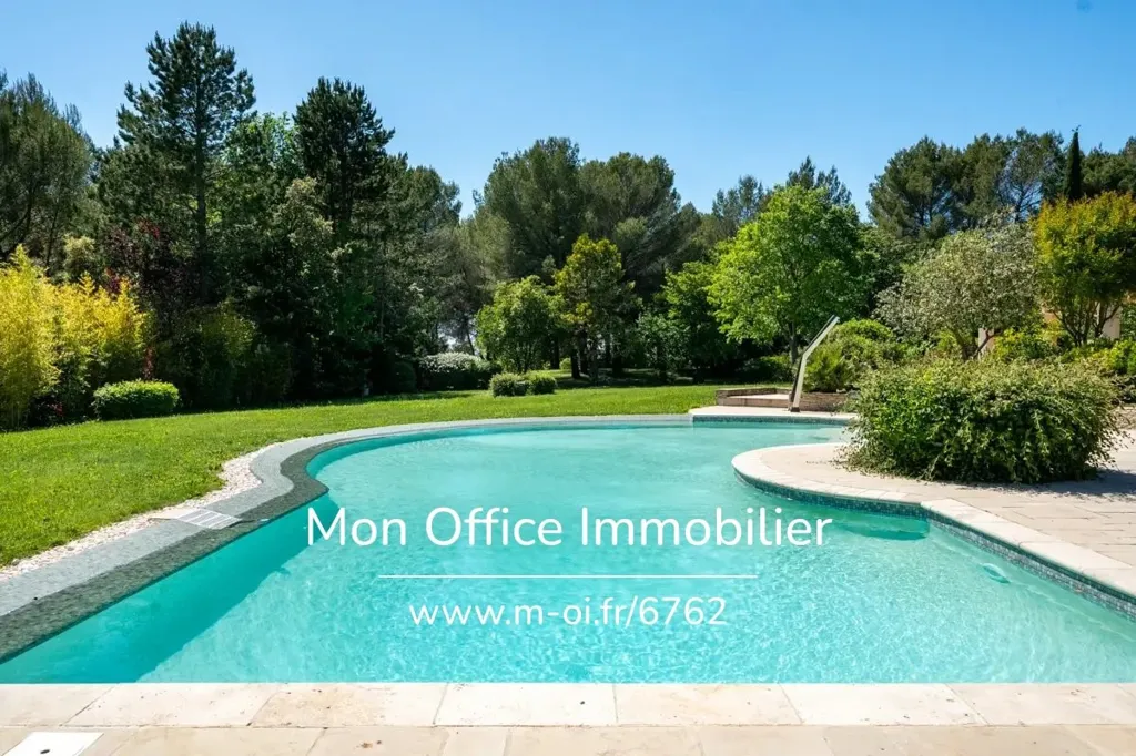 Bassein - Luxury Villa with Pool in Venelles