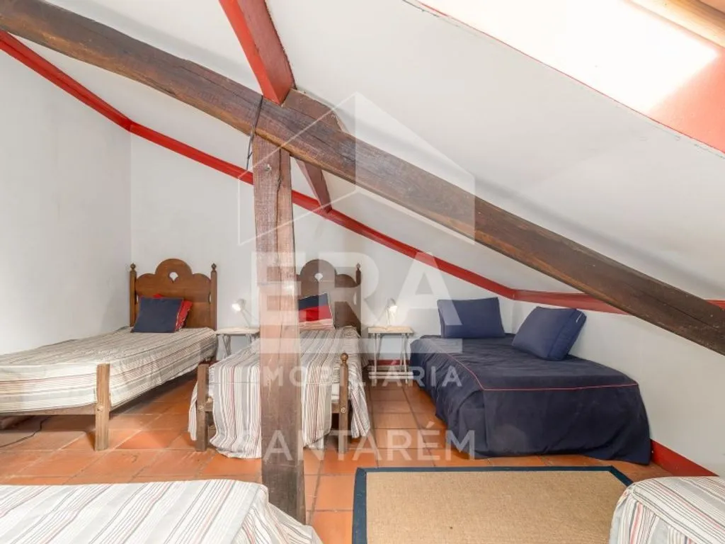 Chambres - Luxury House with Agricultural Land in Benfica do Ribatejo