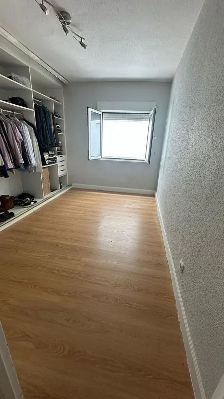 Rooms - Apartment with Terrace in Castro Urdiales