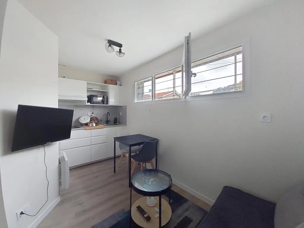 Elutuba - Furnished Flat with Private Laundry in Agen