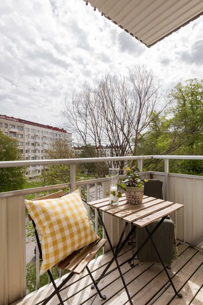 Rõdu - Funkis Flat with Balcony in Gothenburg