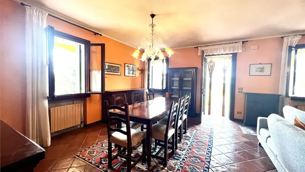 Söögituba - Bifamiliar Villa with Private Garden in Moriago della Battaglia