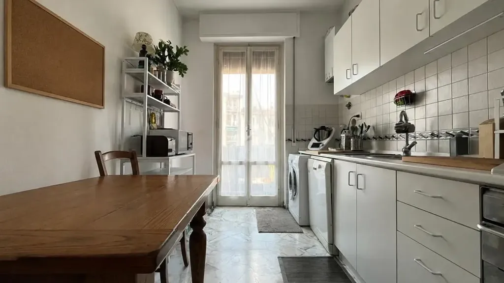 Köök - Apartment with Balconies in Florence