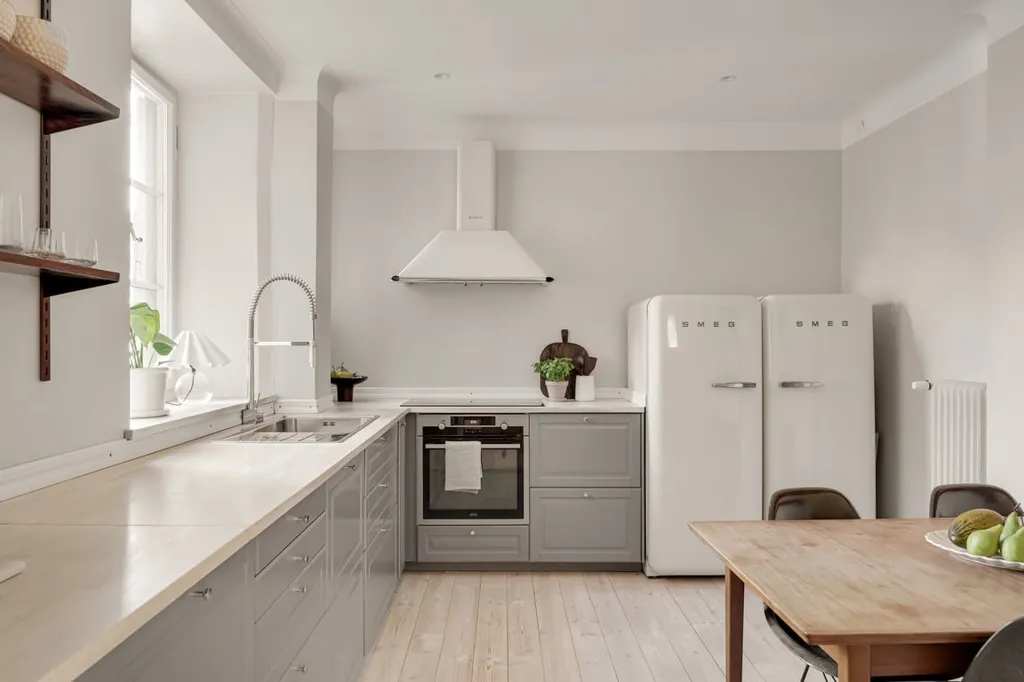 Cuisine - Charming Corner Apartment with Four-Directional Views in Kristianstad