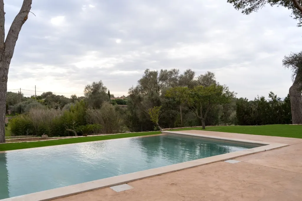 Piscine - Finca with Pool and Views in S'Aranjassa