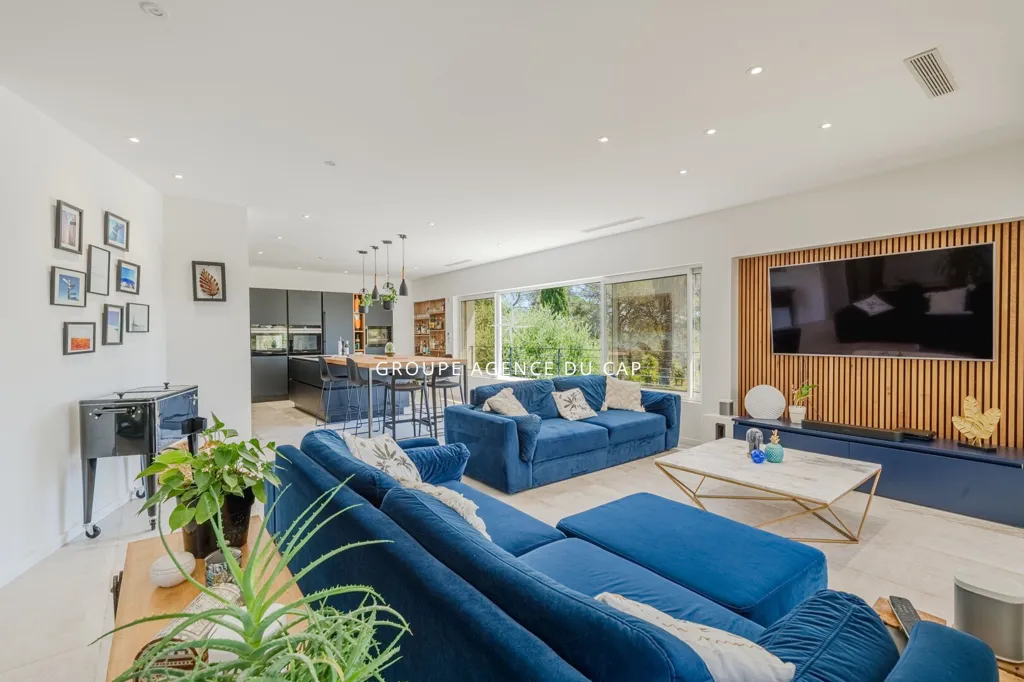 Elutuba - Villa with Golf View near Commercial Centre