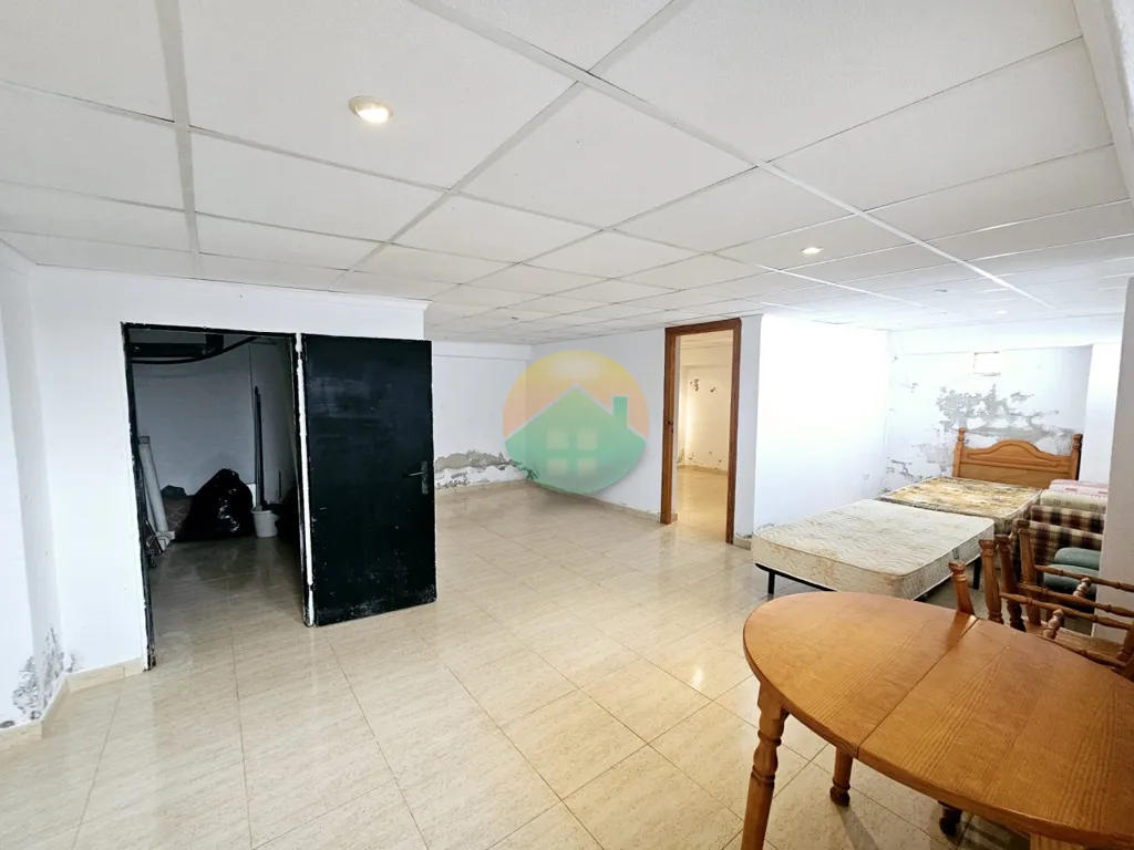 Söögituba - Semi-Detached with Private Pool in Camposol