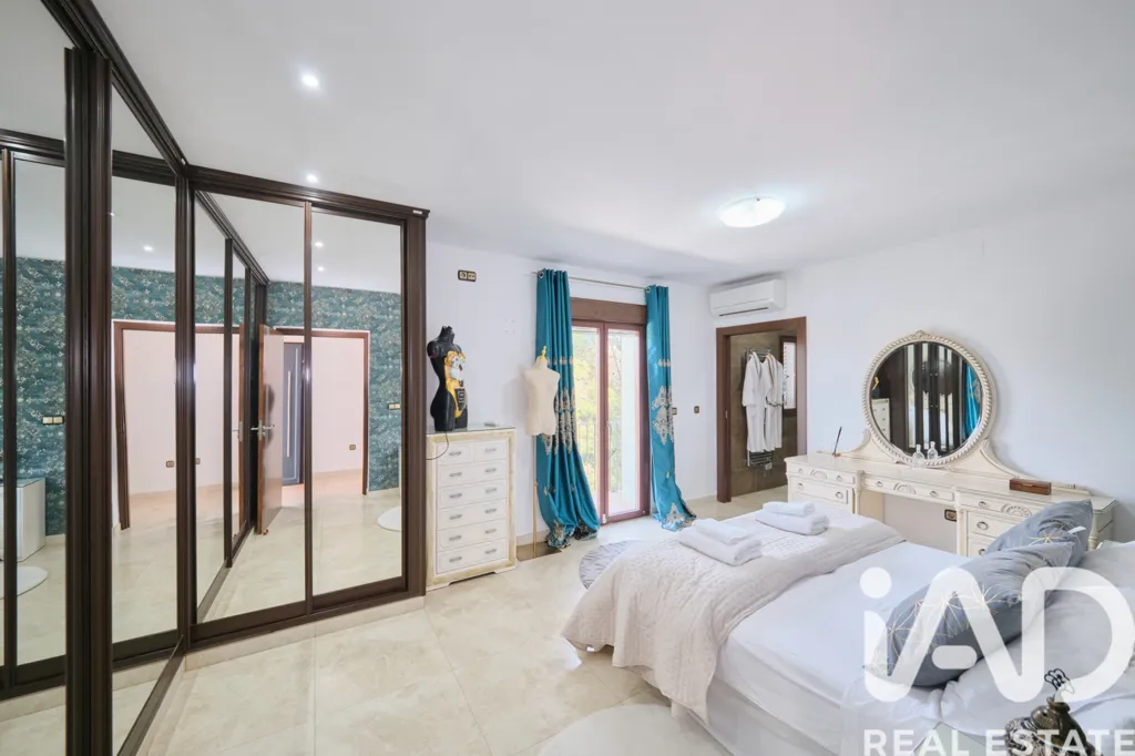 Magamistoad - Villa with Sea View in Cerro Velilla