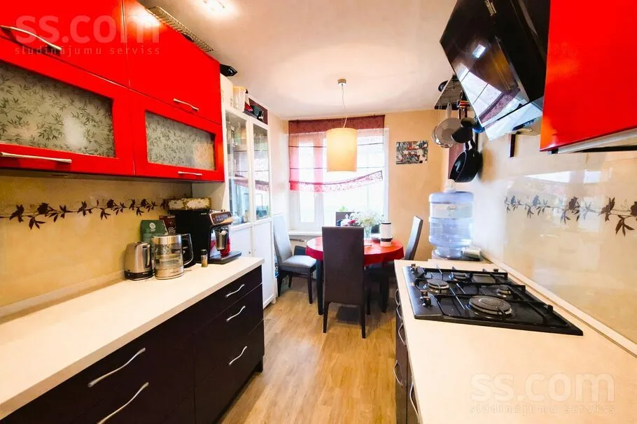 Köök - Two-Level Apartment with Panoramic Views in Mežaparks, Riga