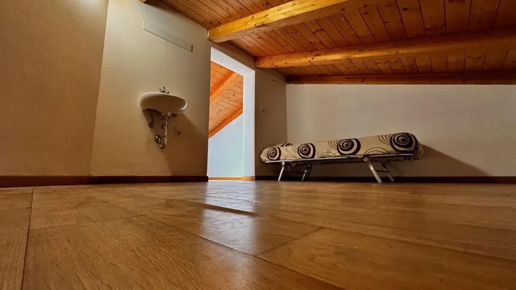 Toad - Charming Triplex with Panoramic Terrace in Lazise