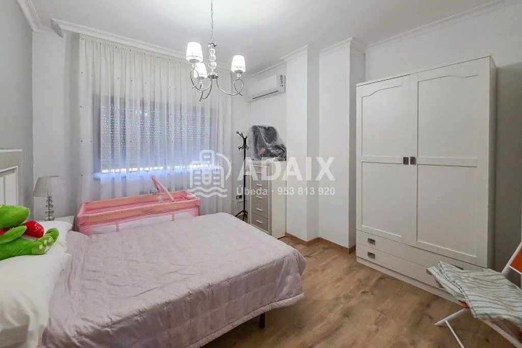 Bedrooms - Chalet with Pool in Baeza, Jaén