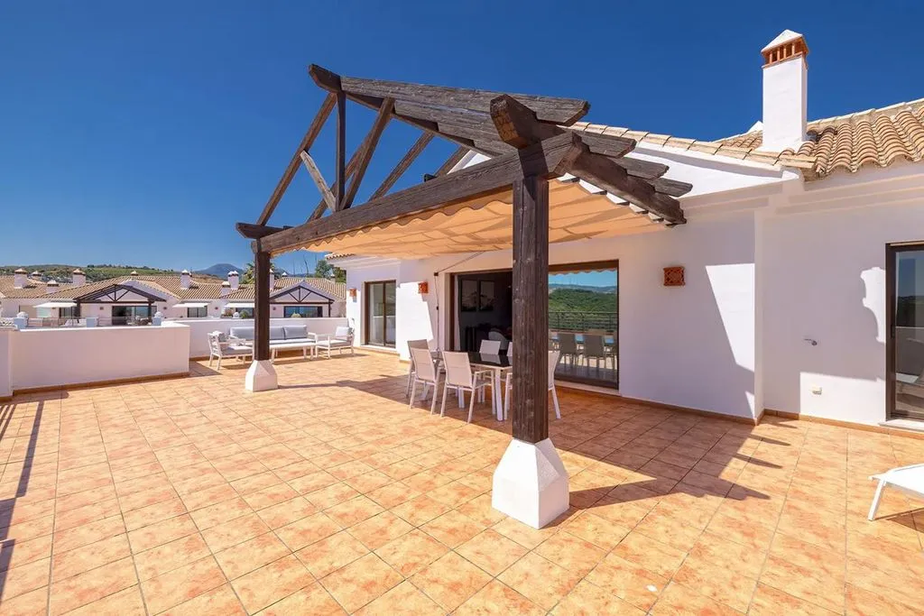 Terrace - Luxury Flat with Pool in Casares, Andalusia