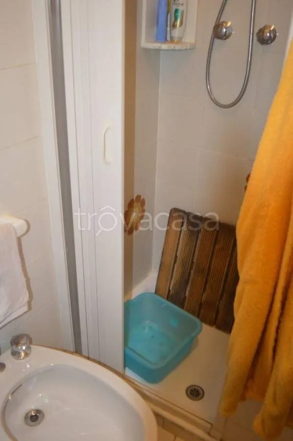 Vannitoad - Apartment with Balcony in Roburent