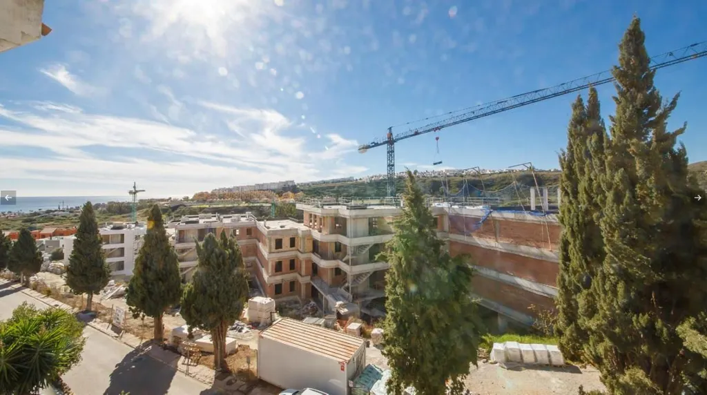 Balcon - 2-Bed Apartment with Terrace in La Duquesa, Manilva
