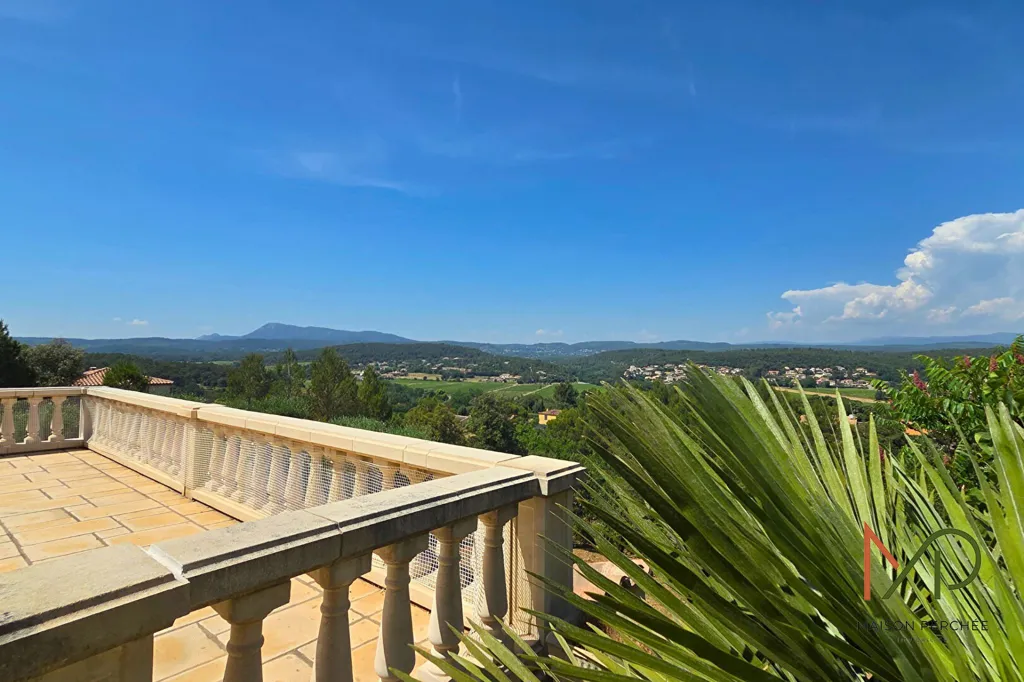 Terraza - Villa with Pool and Garden in Carcès