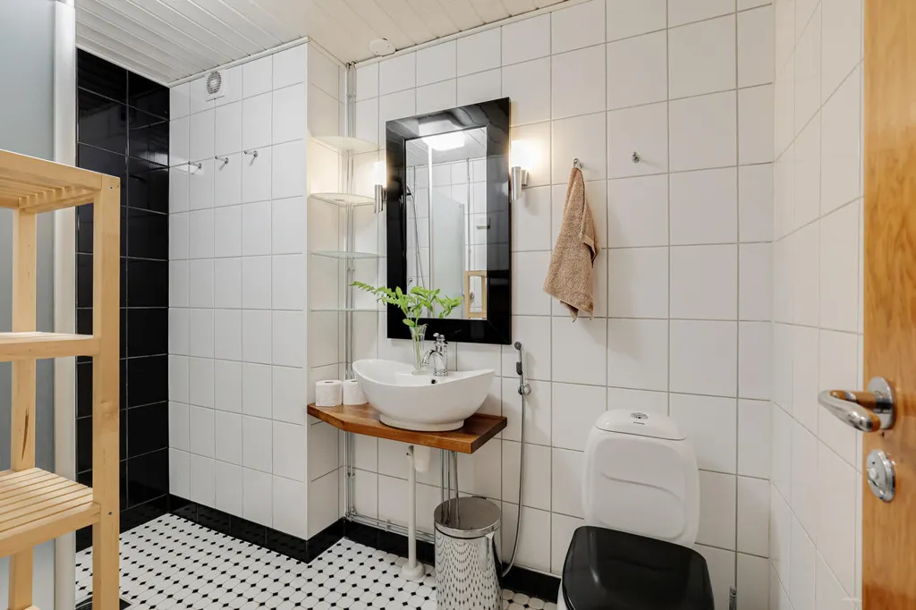 Salles de bain - Renovated Frontman House in Asevelikylä
