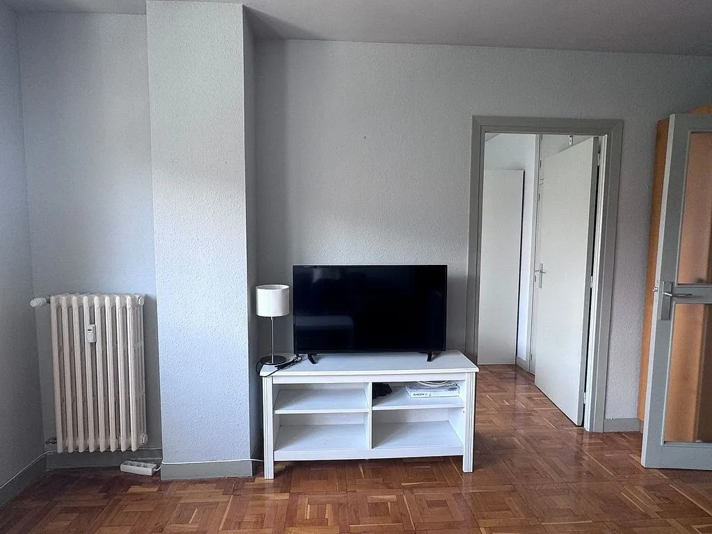 Soggiorno - 1-Bed Apartment with West View in Pamplona