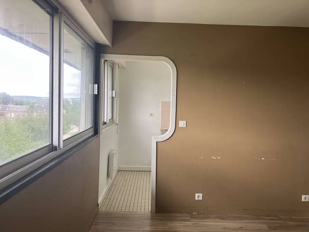 Toad - Secure Flat with Lift in Abbeville