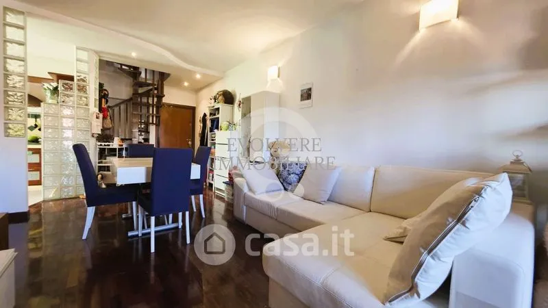 Séjour - Three-Bedroom Apartment with Balcony in Rome