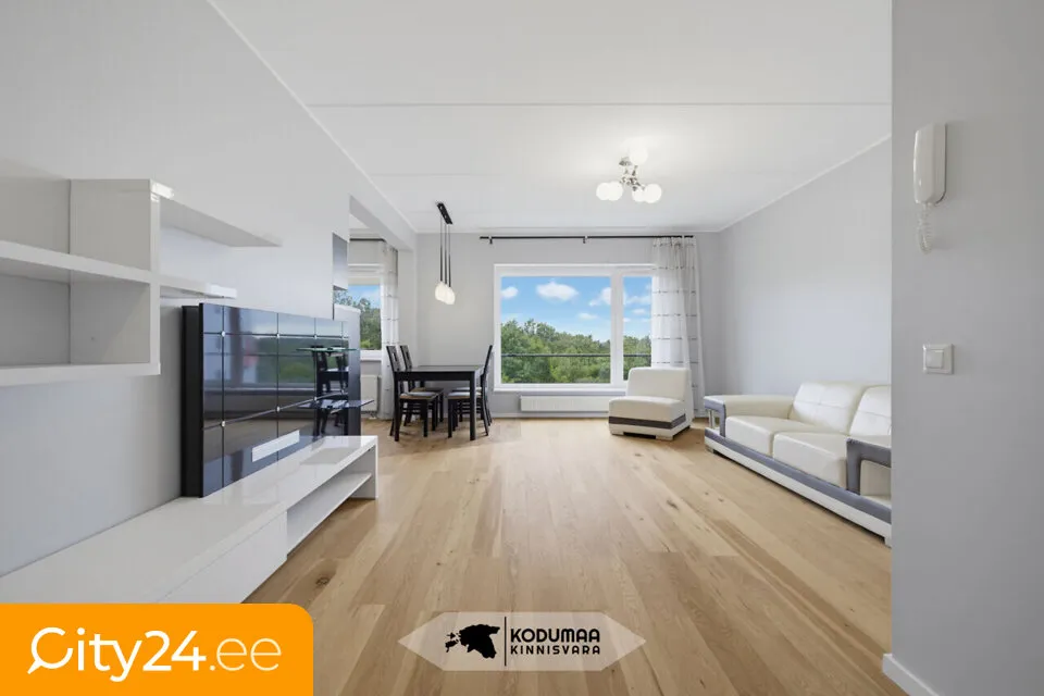Elutuba - 3-Bedroom Flat with Garden View in Mustamäe