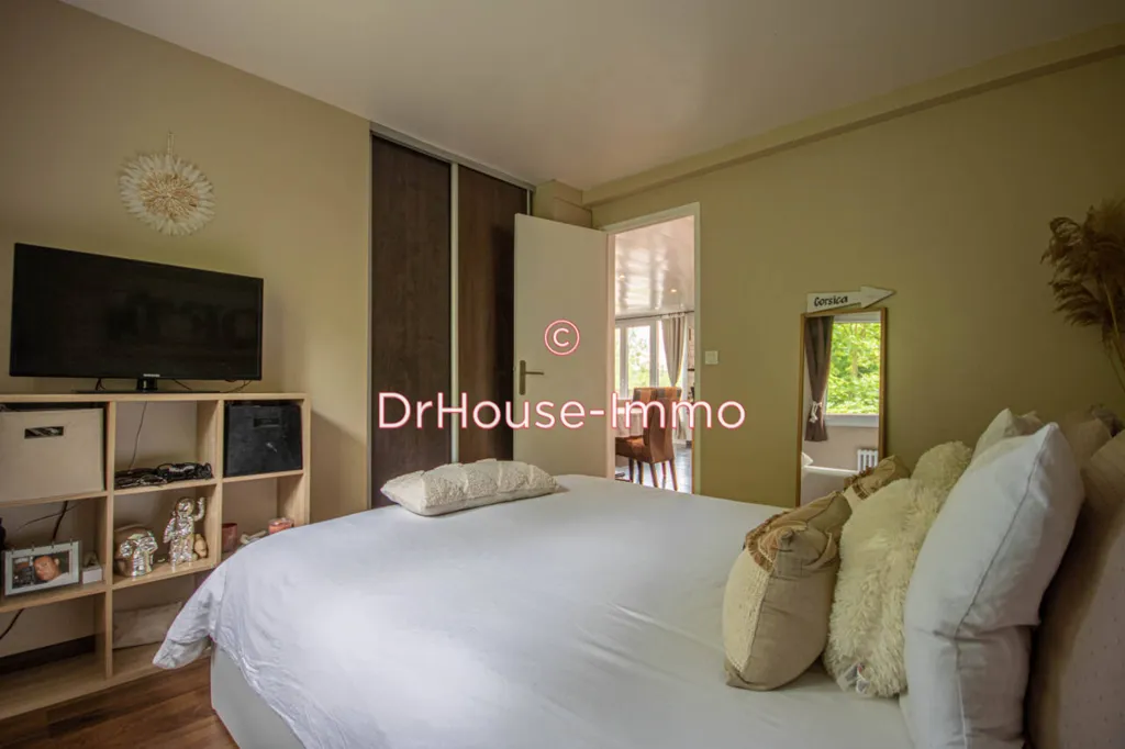 Magamistoad - 3-Piece Flat with Balcony in Ivry-La-Bataille