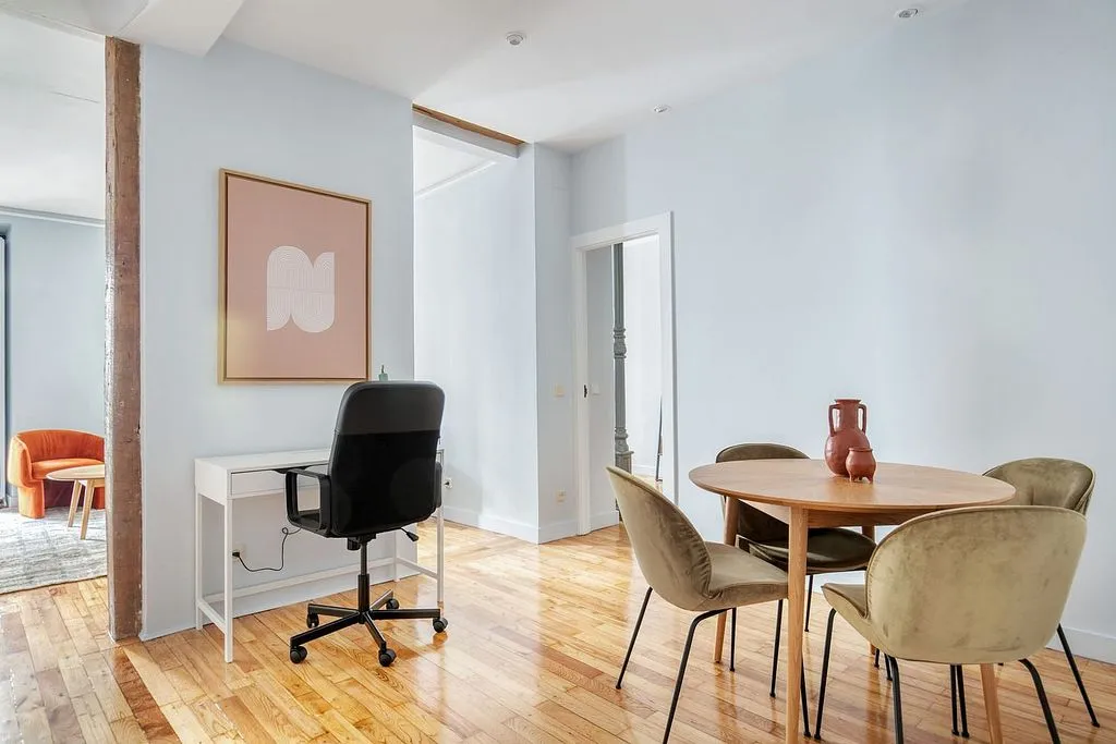 Dining Room - Furnished Flat with Balcony in Madrid Centre