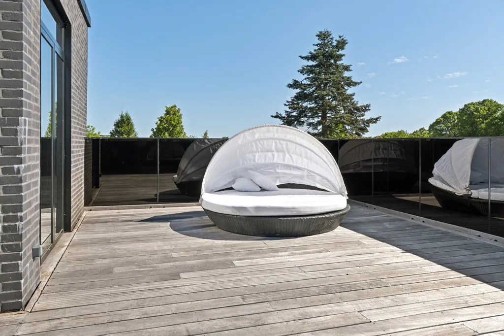 Terrasse - Modernised Villa with Terraces in Central Odder