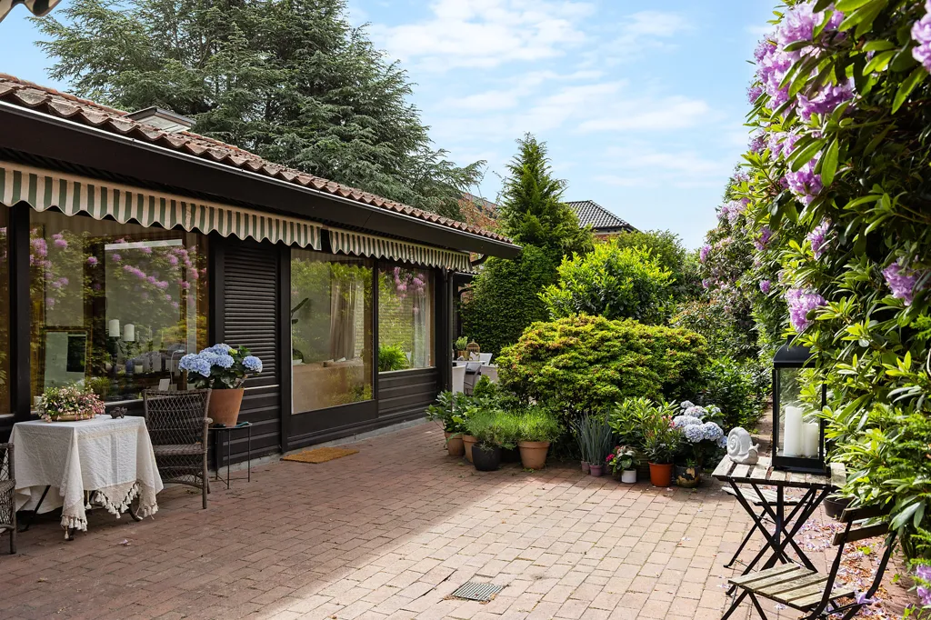 Terrass - Renovated Johan Christensen Villa in Hellerup