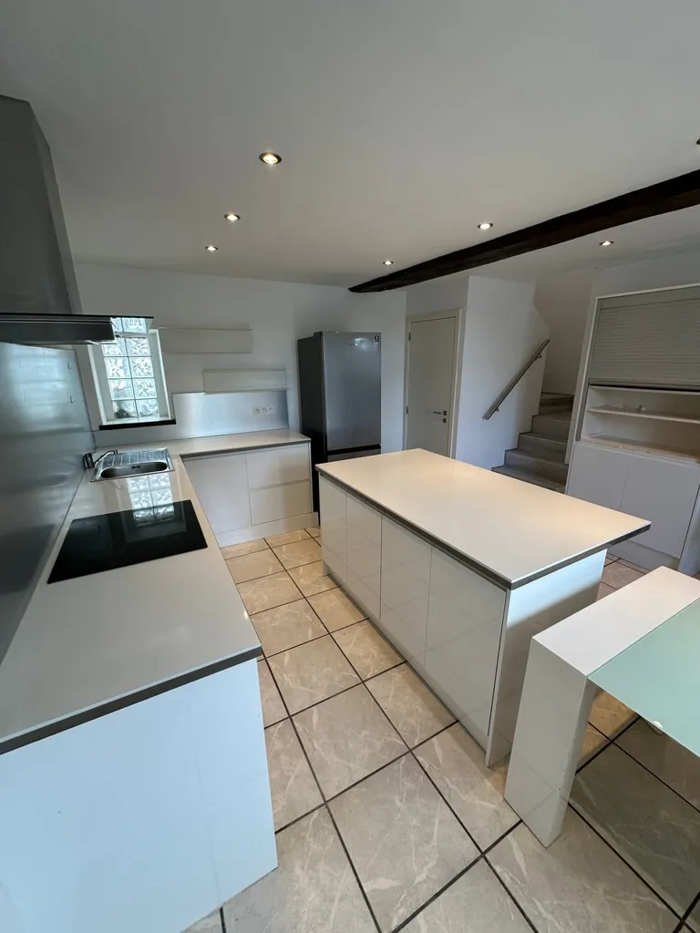 Köök - Charming 1-Bedroom House in Beaufays Centre