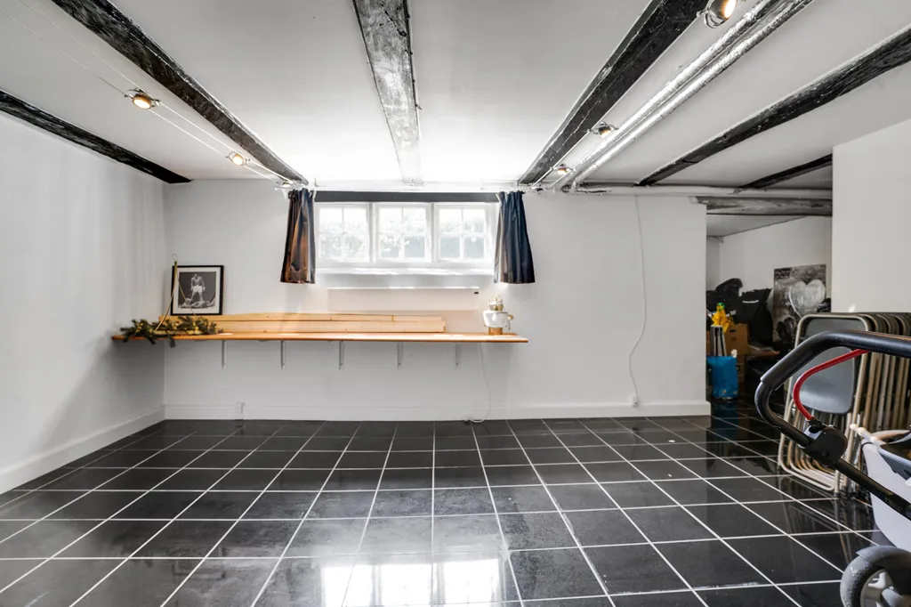 garage