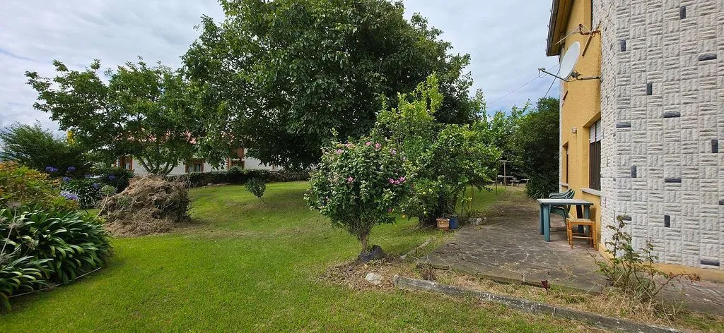 Giardino - Chalet with Pool at Suances Entrance