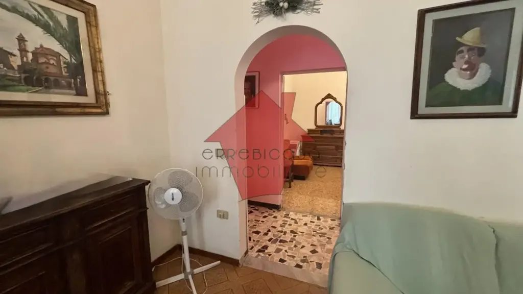Séjour - Five-Bedroom Apartment with Garden in Empoli
