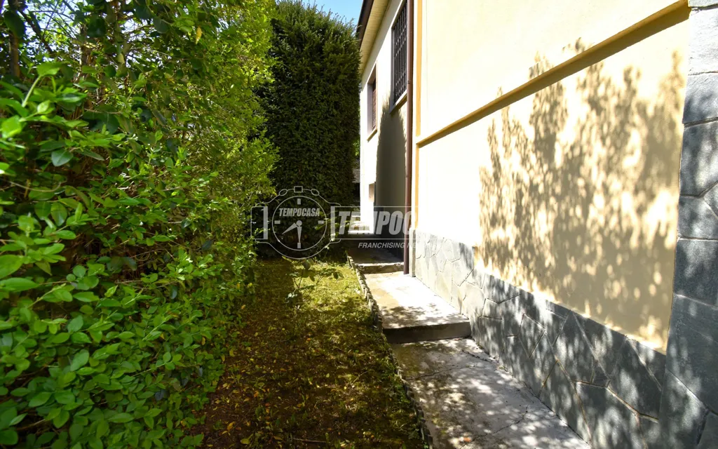 Garden - Independent Villa with Garden in Moretta