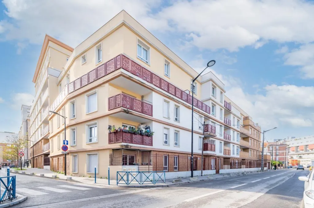Esterno - Modern Flat with Garden View in Quiet Area