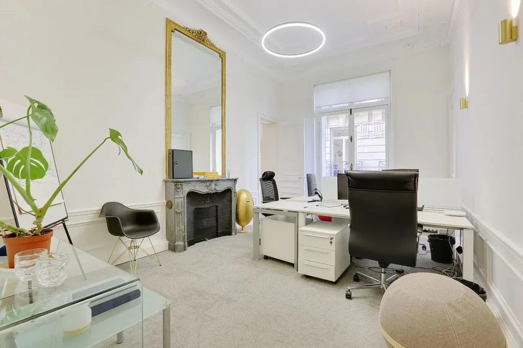 Bureau - Espace de Bureau Haussmannien dans le Triangle d'Or
