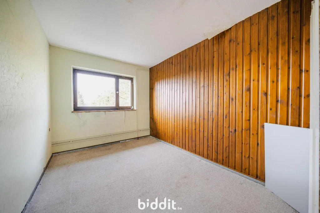 Toad - Renovable Building with Garden in Amblève