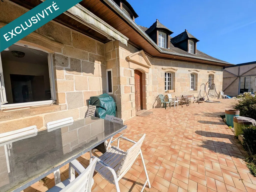 Terrasse - Domaine avec Étang et Piscine près de Dinan