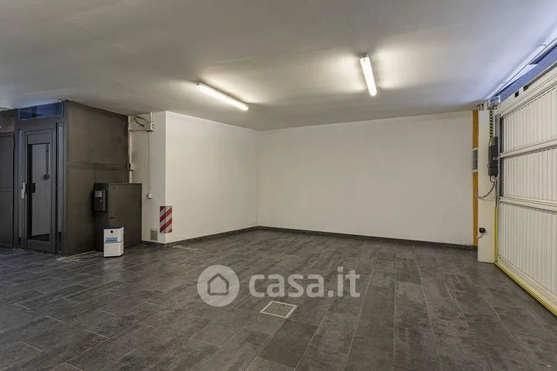 Garage - Rustic Villa with Sea View in Rapallo