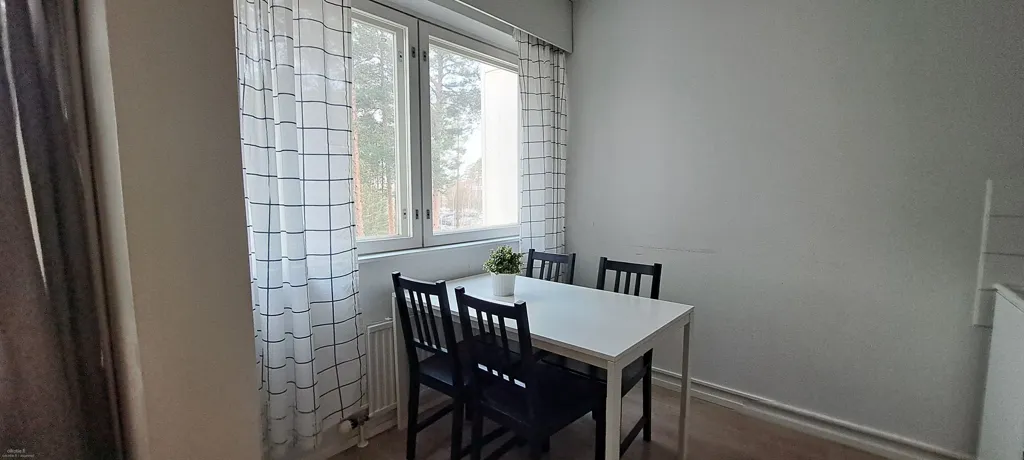 Söögituba - Apartment with Balcony in Oulu