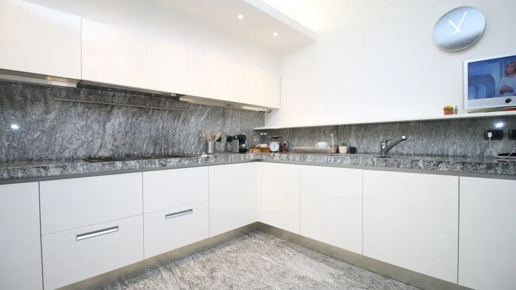 Cucina - Villa with Panoramic Views in Inverigo