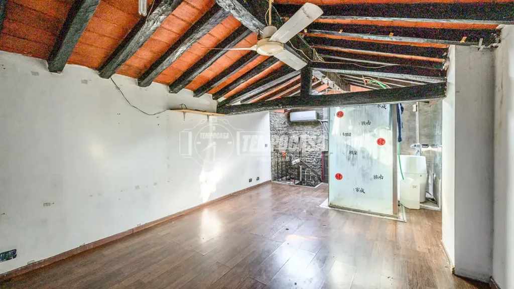 Rooms - Independent House for Renovation in Maranello