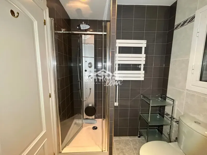 Vannitoad - Spacious Flat with Thermal Water in Escaldes-Engordany