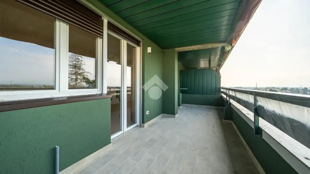 Balcony - Rusticated Apartment with Panoramic View in Reggio Emilia