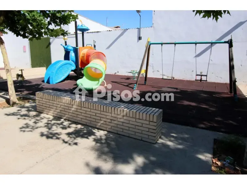 Giardino - Centrally Located House with Patio in La Albuera