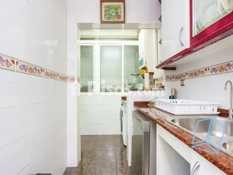 Köök - Ground Floor Flat with Balcony in Gavà